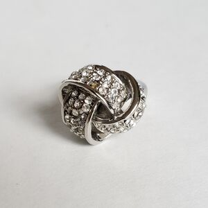 Elegant Silver Knot Ring